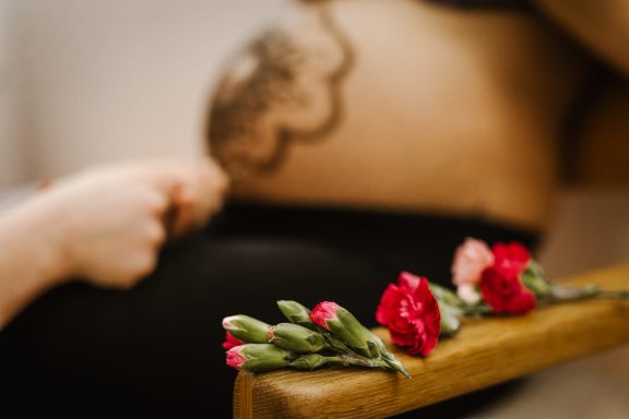 Frisch gebundene Blumen für ein Blessing Way- Ritual